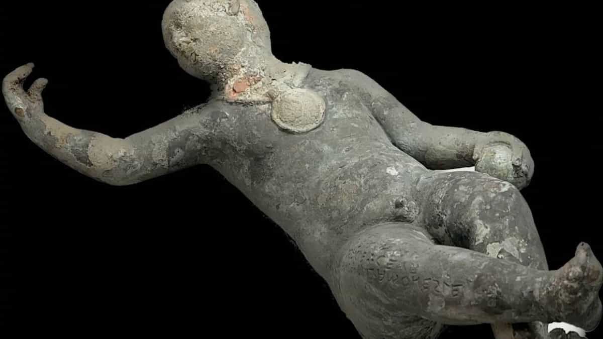 Ιταλοί αρχαιολόγοι ανακάλυψαν έναν θησαυρό με «όμορφα διατηρημένα» 24 αρχαία αγάλματα